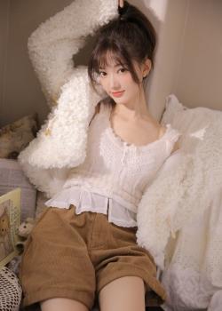 杨晨晨皮衣